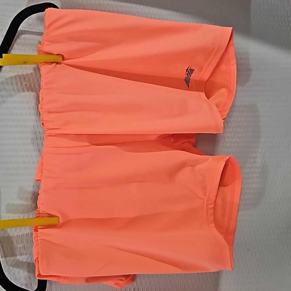 Avia Bright Coral Shorts Size Medium (Women's, Athletic, Low-Rise, Lined) - Picture 13 of 17